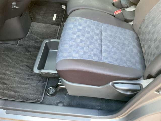 デイズ 660 ハイウェイスターGターボ ナビゲーション アラウンドビューモニター(11枚目)