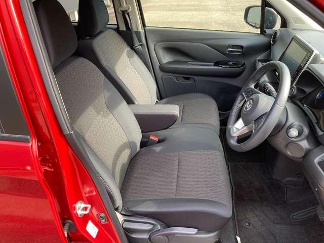 デイズ ６６０　ハイウェイスターＸ　ナビゲーション　アラウンドビューモニター（5枚目）