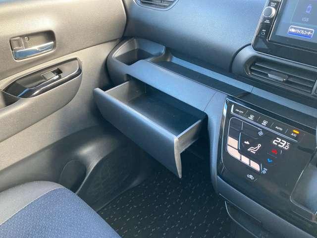 ルークス ６６０　ハイウェイスターＸ　ナビゲーション　アラウンドビューモニター（18枚目）