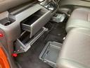 助手席には収納がたくさんありますので、何かと便利です!