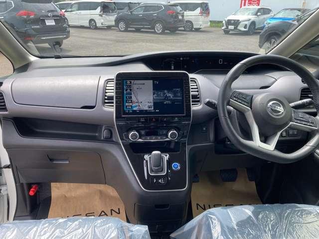 セレナ 1.2 e-POWER ハイウェイスター ナビアラウンドビューモニタードラレコ(4枚目)