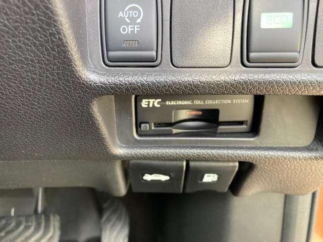 エクストレイル 2.0 20Xtt エマージェンシーブレーキパッケージ 2列車 4WD(15枚目)