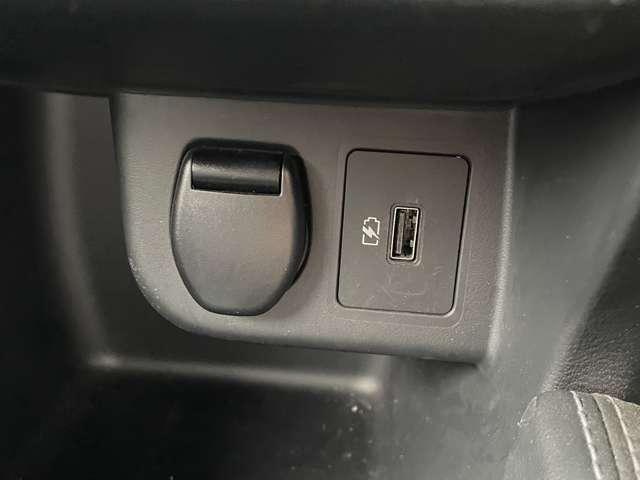 キックス １．２　Ｘ　（ｅ－ＰＯＷＥＲ）　純正ナビＴＶ　プロパイロット　アラウンドビ　ナビ＆ＴＶ　ワンオ－ナ－車　追従クルコン　スマートキー　ＬＥＤヘッド　レーンアシスト　パワーステアリング　盗難防止システム　ドライブレコーダー　ＥＴＣ　整備記録簿有　メモリーナビ　サイドエアバッグ（13枚目）
