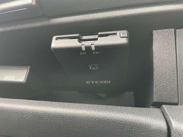 マーチ １．２　ボレロ　純正ナビＴＶ　バックカメラ　ダブルエアバック　ワンオ－ナ－車　メンテナンスノート　ナビＴＶ　アイドリングＳ　パワーステアリング　パワーウィンドウ　メモリーナビ　アルミ付き　ドライブレコーダー　イモビライザー　キーレス　ＥＴＣ（13枚目）