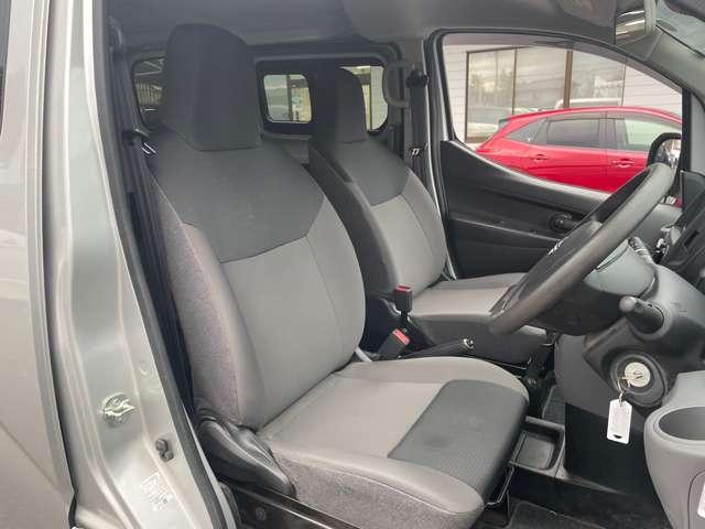 ＮＶ２００バネットバン １．６　ＤＸ　ナビＴＶ　インテリジェントエマージェンシーブレーキ　車線逸脱　点検記録簿　メモリーナビ　パワーステアリング　エアバック　マニュアルエアコン　ナビＴＶ　ＡＢＳ　ワンセグ　キーフリー　フロントパワーウインドウ（17枚目）