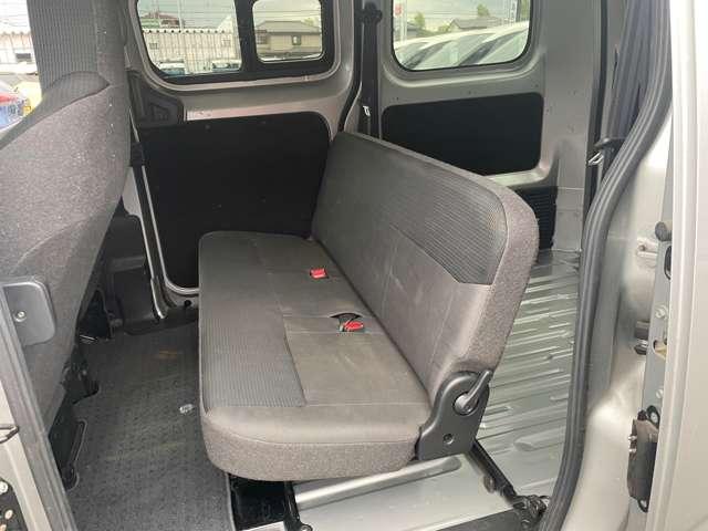 ＮＶ２００バネットバン １．６　ＤＸ　ナビＴＶ　インテリジェントエマージェンシーブレーキ　車線逸脱　点検記録簿　メモリーナビ　パワーステアリング　エアバック　マニュアルエアコン　ナビＴＶ　ＡＢＳ　ワンセグ　キーフリー　フロントパワーウインドウ（19枚目）