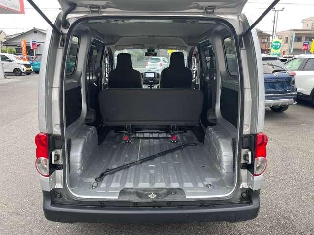 ＮＶ２００バネットバン １．６　ＤＸ　ナビＴＶ　インテリジェントエマージェンシーブレーキ　車線逸脱　点検記録簿　メモリーナビ　パワーステアリング　エアバック　マニュアルエアコン　ナビＴＶ　ＡＢＳ　ワンセグ　キーフリー　フロントパワーウインドウ（20枚目）