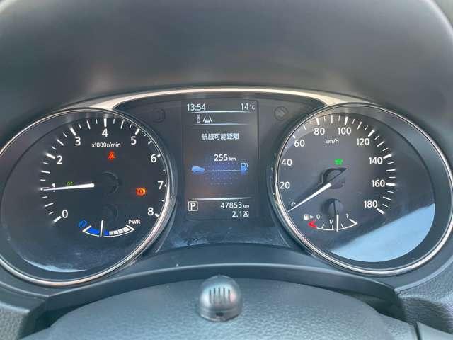 エクストレイル ２．０　２０Ｘ　ハイブリッド　エマージェンシーブレーキパッケージ　４ＷＤ　純正ナビＴＶ　バックカメラ　ワンオーナ－　ナビ＆ＴＶ　キーレスエントリー　エアコン　パワーステアリング　メモリナビ　ＡＷ　スマ－トキ－　盗難防止装置　ＥＴＣ車載器　ＬＥＤヘッドランプ　ワンセグ　パートタイム４ＷＤ　エアバッグ（12枚目）