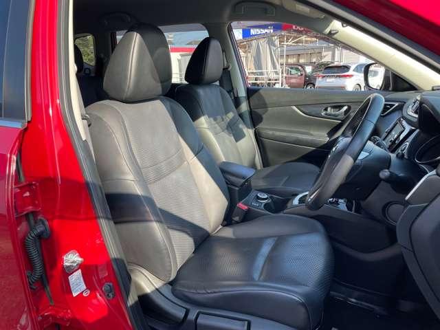 エクストレイル ２．０　２０Ｘ　ハイブリッド　エマージェンシーブレーキパッケージ　４ＷＤ　純正ナビＴＶ　バックカメラ　ワンオーナ－　ナビ＆ＴＶ　キーレスエントリー　エアコン　パワーステアリング　メモリナビ　ＡＷ　スマ－トキ－　盗難防止装置　ＥＴＣ車載器　ＬＥＤヘッドランプ　ワンセグ　パートタイム４ＷＤ　エアバッグ（14枚目）