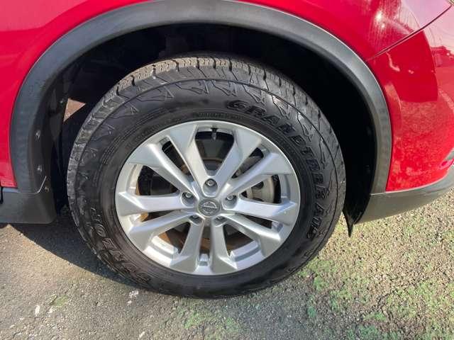 エクストレイル ２．０　２０Ｘ　ハイブリッド　エマージェンシーブレーキパッケージ　４ＷＤ　純正ナビＴＶ　バックカメラ　ワンオーナ－　ナビ＆ＴＶ　キーレスエントリー　エアコン　パワーステアリング　メモリナビ　ＡＷ　スマ－トキ－　盗難防止装置　ＥＴＣ車載器　ＬＥＤヘッドランプ　ワンセグ　パートタイム４ＷＤ　エアバッグ（20枚目）