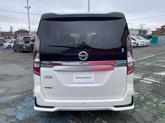 セレナ 2.0 ハイウェイスター V 純正ナビTV 後席モニター プロパイロット サイドエアバッグ アラウンドビュ- 1オナ アルミ 衝突被害軽減 LDP エアバッグ 両側オートスライドドア LEDライト インテリジェントキー 点検記録簿 サイドカメラ メモリーナビ ナビTV(3枚目)