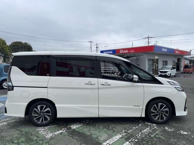 セレナ 2.0 ハイウェイスター V 純正ナビTV 後席モニター プロパイロット サイドエアバッグ アラウンドビュ- 1オナ アルミ 衝突被害軽減 LDP エアバッグ 両側オートスライドドア LEDライト インテリジェントキー 点検記録簿 サイドカメラ メモリーナビ ナビTV(5枚目)