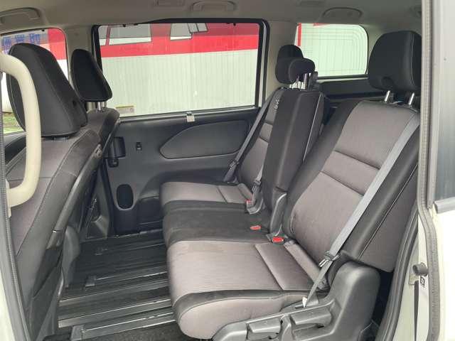 セレナ 2.0 ハイウェイスター V 純正ナビTV 後席モニター プロパイロット サイドエアバッグ アラウンドビュ- 1オナ アルミ 衝突被害軽減 LDP エアバッグ 両側オートスライドドア LEDライト インテリジェントキー 点検記録簿 サイドカメラ メモリーナビ ナビTV(18枚目)