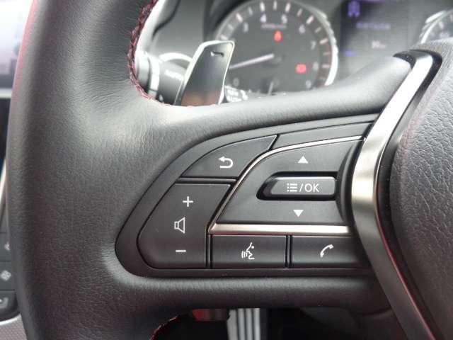 スカイライン ３．０　４００Ｒ　純正ナビＴＶ　アラウンドビューモニター　本革シ－ト　ＬＥＤヘッド　キーレスエントリー　ワンオーナ　車線逸脱警報　スマ－トキ－　バックモニター　クルコン　メモリーナビ　ナビＴＶ　サイドカメラ　ＡＡＣ　アルミ　盗難防止装置　ＥＴＣ　エアバッグ（18枚目）