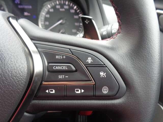 スカイライン ３．０　４００Ｒ　純正ナビＴＶ　アラウンドビューモニター　本革シ－ト　ＬＥＤヘッド　キーレスエントリー　ワンオーナ　車線逸脱警報　スマ－トキ－　バックモニター　クルコン　メモリーナビ　ナビＴＶ　サイドカメラ　ＡＡＣ　アルミ　盗難防止装置　ＥＴＣ　エアバッグ（19枚目）