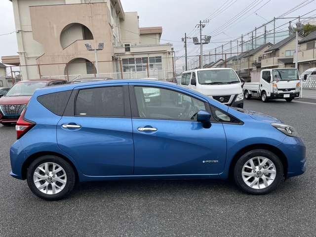 ノート 1.2 e-POWER X 純正メモリーナビ 360°カメラ 記録簿付 Rカメラ 運転席助手席エアバック レーンキープ AUTOエアコン 1オーナー 盗難防止システム ナビTV AW サイドカメラ 運転席エアバッグ キーレスエントリー ドラレコ(5枚目)