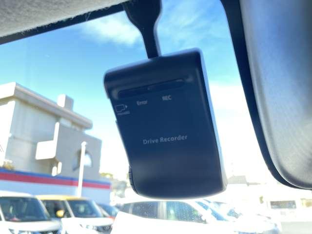 デイズルークス ６６０　Ｘ　純正ナビＴＶ　アラウンドビューモニター　プリクラッシュ　全周囲　アイドリングストップ機能　１オーナー車　Ｓキー　ナビＴＶ　イモビライザー　点検記録簿付　ＥＴＣ車載器　運転席エアバック　デュアルエアバッグ　バックカメラ　フルオートエアコン（9枚目）