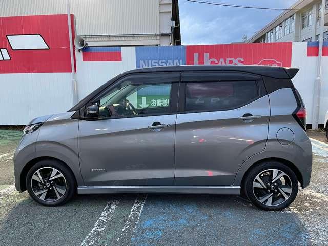 デイズ ６６０　ハイウェイスターＧターボ　プロパイロット　エディション　純正デカナビＴＶ　アラウンドビューモニター　アルミ　イモビ　エアバック　ＥＴＣ車載器　ＬＥＤヘッドライト　レーダークルーズ　インテリジェントキー　レーンアシスト　キーレス　ドライブレコーダー　サイドカメラ　アイドリングストップ　エアコン　ＡＢＳ（7枚目）