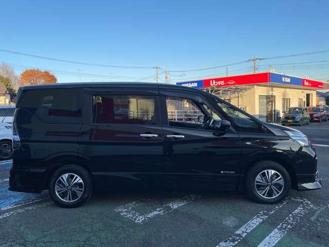 セレナ 1.2 e-POWER ハイウェイスター V 純正ナビTV プロパイロット 360°カメラ エマジェンシーブレーキ 1オナ スマキー バックカメラ LED レーンアシスト 点検記録簿付 ETC ドラレコ イモビ サイドカーテンエアバック フルオートエアコン アルミホイール(5枚目)