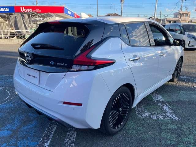 リーフ X Vセレクション 純正ナビTV プロパイロット レーダークルコン 360°カメラ 踏み間違い防止装置 LEDランプ セキュリティ 禁煙 1オーナー ETC インテリキー レーンキープアシスト サイドエアバッグ パワーウィンドウ ABS メモリ-ナビ(7枚目)