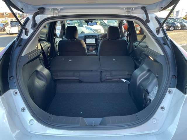 リーフ X Vセレクション 純正ナビTV プロパイロット レーダークルコン 360°カメラ 踏み間違い防止装置 LEDランプ セキュリティ 禁煙 1オーナー ETC インテリキー レーンキープアシスト サイドエアバッグ パワーウィンドウ ABS メモリ-ナビ(19枚目)