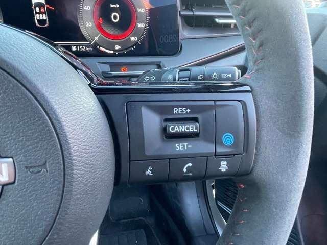 オーラ １．２　ＮＩＳＭＯ　純正ナビＴＶ　プロパイロット　カーテンエアバッグ　エマブレ　禁煙　インテリキー　ＥＴＣ　車線逸脱警報　ワンセグ　キーフリーシステム　ダブルエアバック　アルミホイール　運転席エアバッグ　メモリーナビ　試乗車　ナビＴＶ　ＡＢＳ（13枚目）