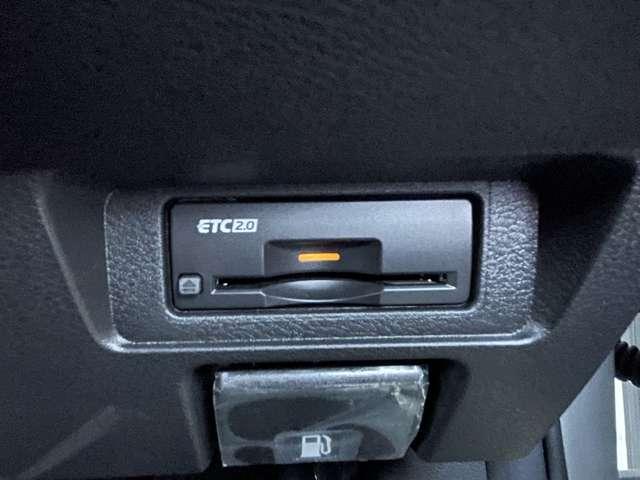 オーラ １．２　ＮＩＳＭＯ　純正ナビＴＶ　プロパイロット　カーテンエアバッグ　エマブレ　禁煙　インテリキー　ＥＴＣ　車線逸脱警報　ワンセグ　キーフリーシステム　ダブルエアバック　定期点検記録簿　アルミホイール　運転席エアバッグ　メモリーナビ　試乗車　ナビＴＶ（20枚目）