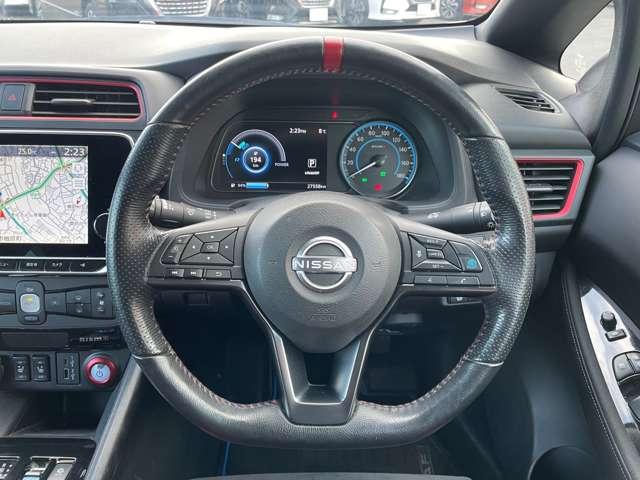 リーフ ＮＩＳＭＯ　純正ナビＴＶ　プロパイロット　レカロシート　踏み間違い防止　ＬＥＤヘッド　レーンキープアシスト　バックモニター　スマートキー　パーキングアシスト　ＥＴＣ車載器　ドラレコ　レーダークルーズコントロール　アルミホイール　ワンオーナー車　キーレス（13枚目）