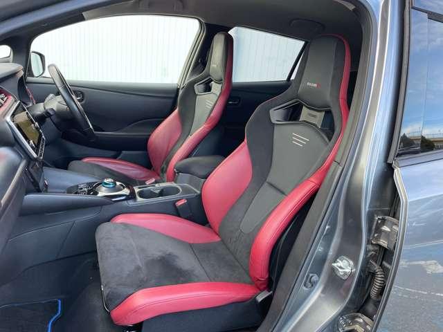 リーフ ＮＩＳＭＯ　純正ナビＴＶ　プロパイロット　レカロシート　踏み間違い防止　ＬＥＤヘッド　レーンキープアシスト　バックモニター　スマートキー　パーキングアシスト　ＥＴＣ車載器　ドラレコ　レーダークルーズコントロール　アルミホイール　ワンオーナー車　キーレス（16枚目）