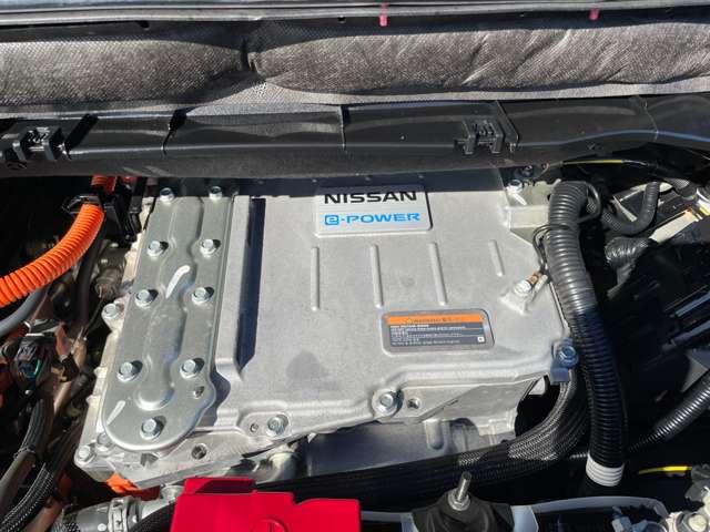 セレナ ｅ－パワー　ハイウェイスターＶ　ｅ－ＰＯＷＥＲ　１０インチ純正メモリーナビＭＭ５２１Ｄ－Ｌ　フルセグ　Ｂｌｕｅｔｏｏｔｈ　ＣＤ／ＤＶＤ／Ｂｌｕｅ－ｒａｙ　後席フリップダウンモニター　前後ドライブレコーダー　プロパイロット（42枚目）