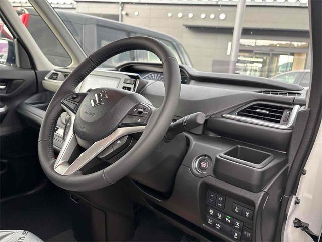 ソリオ ハイブリッドMZ 登録済み未使用車 全周囲カメラ TV クリアランスソナー オートクルーズコントロール レーンアシスト 衝突被害軽減システム 両側電動スライドドア オートライト LEDヘッドランプ スマートキー(50枚目)