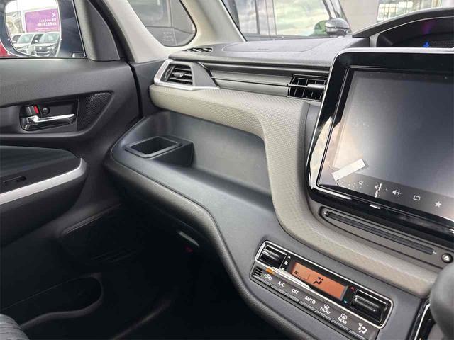 ソリオ ハイブリッドMZ 登録済み未使用車 全周囲カメラ TV クリアランスソナー オートクルーズコントロール レーンアシスト 衝突被害軽減システム 両側電動スライドドア オートライト LEDヘッドランプ スマートキー(55枚目)