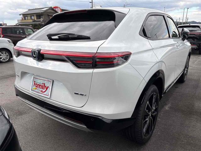 ヴェゼル ｅ：ＨＥＶ　Ｚ　バックカメラ　クリアランスソナー　オートクルーズコントロール　衝突被害軽減システム　オートライト　ＬＥＤヘッドランプ　電動リアゲート　アルミホイール　スマートキー　電動格納ミラー　シートヒーター（19枚目）