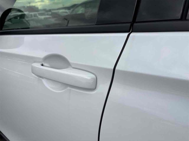 ヴェゼル ｅ：ＨＥＶ　Ｚ　バックカメラ　クリアランスソナー　オートクルーズコントロール　衝突被害軽減システム　オートライト　ＬＥＤヘッドランプ　電動リアゲート　アルミホイール　スマートキー　電動格納ミラー　シートヒーター（43枚目）