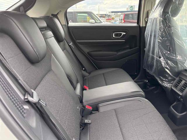 ヴェゼル ｅ：ＨＥＶ　Ｚ　バックカメラ　クリアランスソナー　オートクルーズコントロール　衝突被害軽減システム　オートライト　ＬＥＤヘッドランプ　電動リアゲート　アルミホイール　スマートキー　電動格納ミラー　シートヒーター（55枚目）