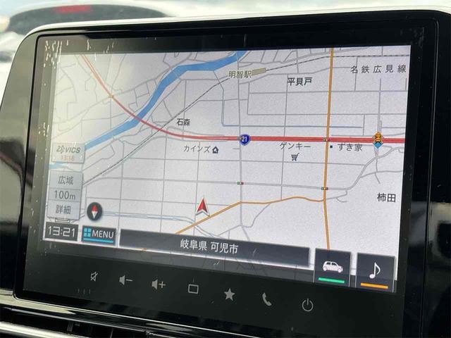 フロンクス ベースグレード　登録済み未使用車　全周囲カメラ　クリアランスソナー　オートクルーズコントロール　レーンアシスト　衝突被害軽減システム　ナビ　オートライト　ＬＥＤヘッドランプ　アルミホイール　スマートキー（8枚目）
