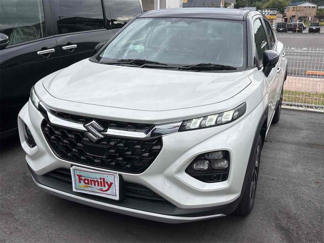 フロンクス ベースグレード　登録済み未使用車　全周囲カメラ　クリアランスソナー　オートクルーズコントロール　レーンアシスト　衝突被害軽減システム　ナビ　オートライト　ＬＥＤヘッドランプ　アルミホイール　スマートキー（16枚目）