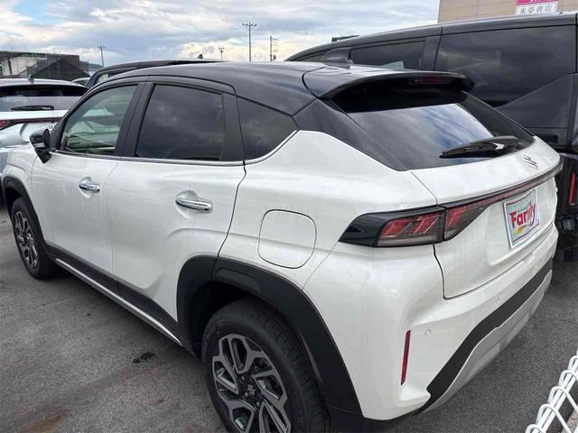 フロンクス ベースグレード　登録済み未使用車　全周囲カメラ　クリアランスソナー　オートクルーズコントロール　レーンアシスト　衝突被害軽減システム　ナビ　オートライト　ＬＥＤヘッドランプ　アルミホイール　スマートキー（20枚目）