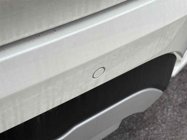 フロンクス ベースグレード　登録済み未使用車　全周囲カメラ　クリアランスソナー　オートクルーズコントロール　レーンアシスト　衝突被害軽減システム　ナビ　オートライト　ＬＥＤヘッドランプ　アルミホイール　スマートキー（43枚目）