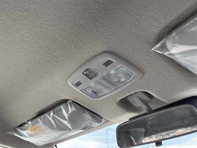 フロンクス ベースグレード　登録済み未使用車　全周囲カメラ　クリアランスソナー　オートクルーズコントロール　レーンアシスト　衝突被害軽減システム　ナビ　オートライト　ＬＥＤヘッドランプ　アルミホイール　スマートキー（53枚目）