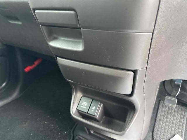 フリード G・ホンダセンシング ドライブレコーダー ETC バックカメラ ナビ TV クリアランスソナー オートクルーズコントロール レーンアシスト 衝突被害軽減システム 両側電動スライドドア オートライト スマートキー(61枚目)