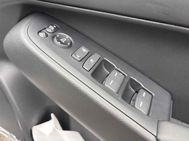 ヴェゼル ｅ：ＨＥＶ　Ｚ　登録済み未使用車　バックカメラ　クリアランスソナー　オートクルーズコントロール　レーンアシスト　衝突被害軽減システム　オートライト　ＬＥＤヘッドランプ　電動リアゲート　アルミホイール　スマートキー（15枚目）
