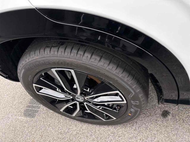 ヴェゼル ｅ：ＨＥＶ　Ｚ　登録済み未使用車　バックカメラ　クリアランスソナー　オートクルーズコントロール　レーンアシスト　衝突被害軽減システム　オートライト　ＬＥＤヘッドランプ　電動リアゲート　アルミホイール　スマートキー（25枚目）