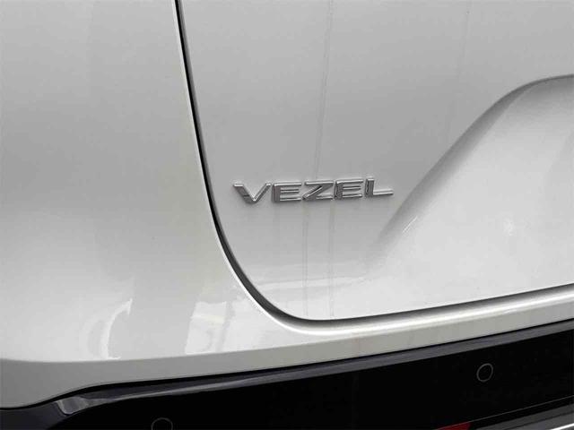 ヴェゼル ｅ：ＨＥＶ　Ｚ　登録済み未使用車　バックカメラ　クリアランスソナー　オートクルーズコントロール　レーンアシスト　衝突被害軽減システム　オートライト　ＬＥＤヘッドランプ　電動リアゲート　アルミホイール　スマートキー（34枚目）