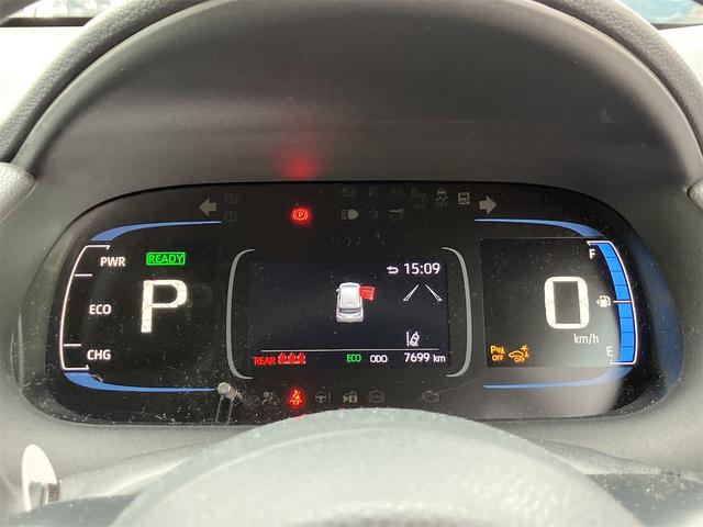 アクア Ｘ　ＥＴＣ　バックカメラ　ナビ　オートクルーズコントロール　レーンアシスト　衝突被害軽減システム　オートマチックハイビーム　オートライト　ＬＥＤヘッドランプ　スマートキー　電動格納ミラー　１００Ｖ電源（8枚目）