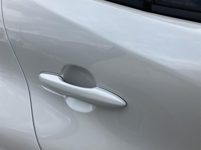 アクア Ｘ　ＥＴＣ　バックカメラ　ナビ　オートクルーズコントロール　レーンアシスト　衝突被害軽減システム　オートマチックハイビーム　オートライト　ＬＥＤヘッドランプ　スマートキー　電動格納ミラー　１００Ｖ電源（32枚目）