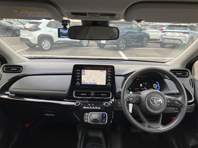 アクア Ｘ　ドライブレコーダー　ＥＴＣ　バックカメラ　ナビ　クリアランスソナー　オートクルーズコントロール　レーンアシスト　衝突被害軽減システム　オートマチックハイビーム　オートライト　ＬＥＤヘッドランプ（6枚目）