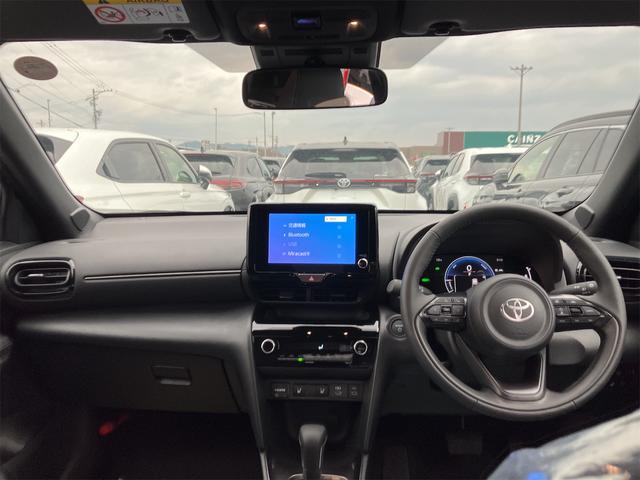 ヤリスクロス ハイブリッドZ 全周囲カメラ クリアランスソナー オートクルーズコントロール レーンアシスト パワーシート 衝突被害軽減システム ナビ TV オートマチックハイビーム オートライト LEDヘッドランプ アルミホイール(6枚目)