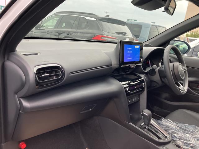 ヤリスクロス ハイブリッドZ 全周囲カメラ クリアランスソナー オートクルーズコントロール レーンアシスト パワーシート 衝突被害軽減システム ナビ TV オートマチックハイビーム オートライト LEDヘッドランプ アルミホイール(62枚目)