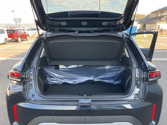 フロンクス ベースグレード　バックカメラ　クリアランスソナー　オートクルーズコントロール　レーンアシスト　衝突被害軽減システム　ナビ　ＴＶ　オートライト　ＬＥＤヘッドランプ　アルミホイール　スマートキー　アイドリングストップ（19枚目）